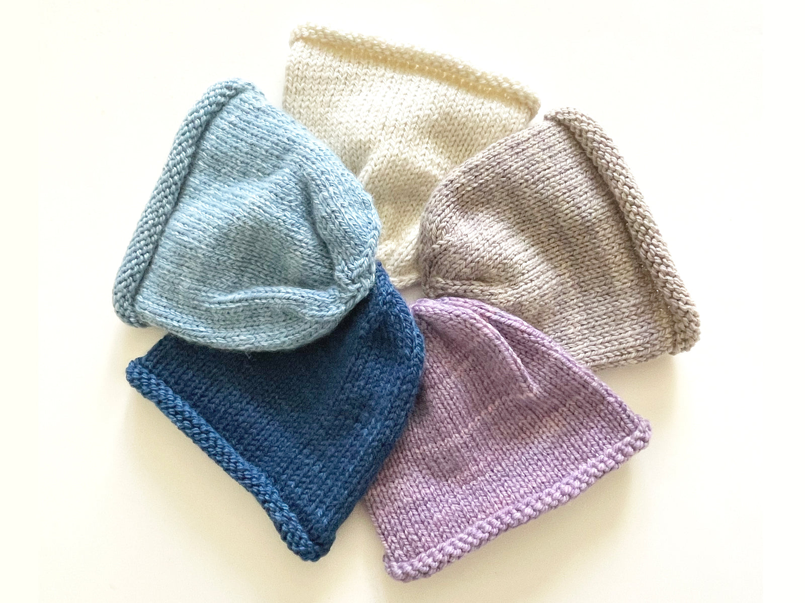 Luxury newborn baby hat handmade with GOTS-Certified Organic Merino Wool