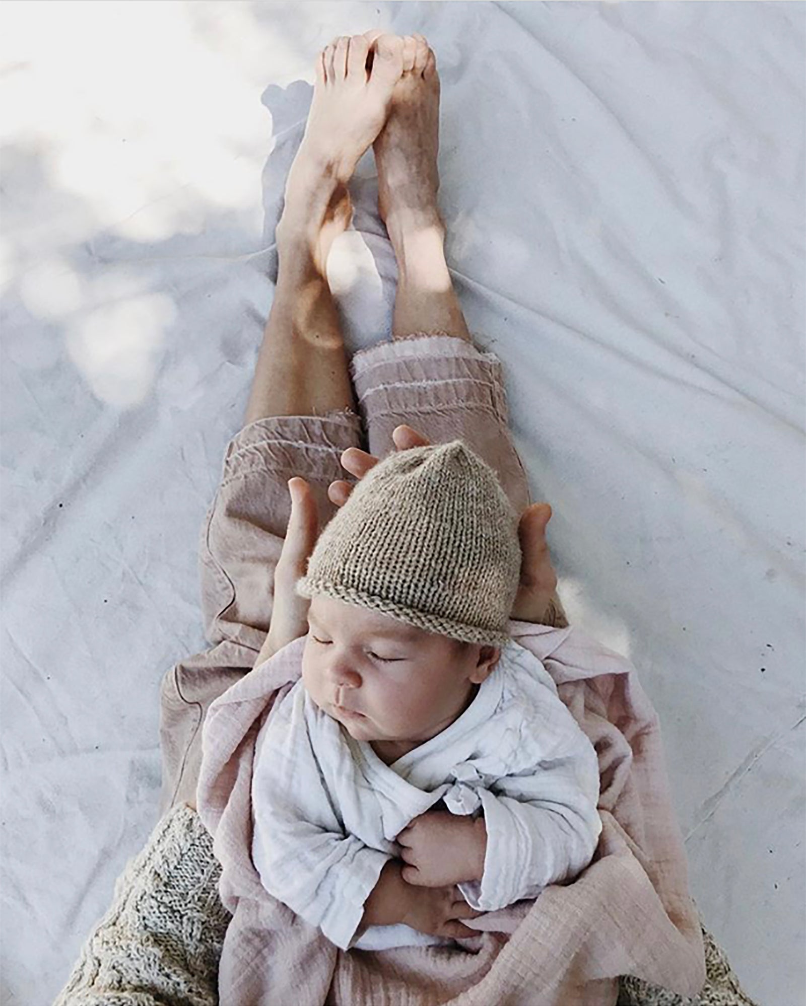 Luxury newborn baby hat handmade with GOTS-Certified Organic Merino Wool